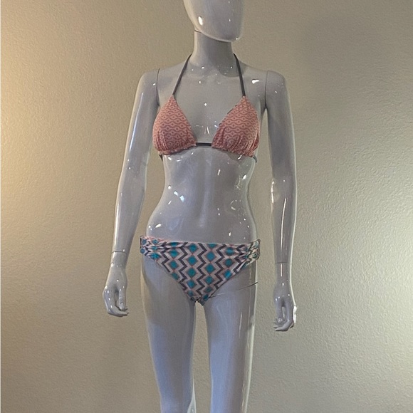 Splendid Bikini - Picture 1 of 6